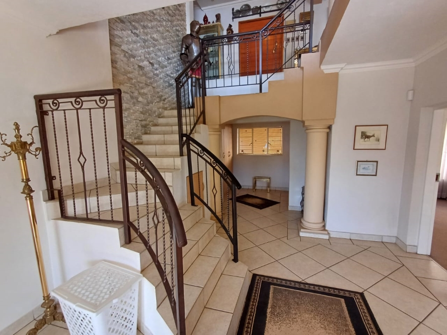 4 Bedroom Property for Sale in Kosmos North West